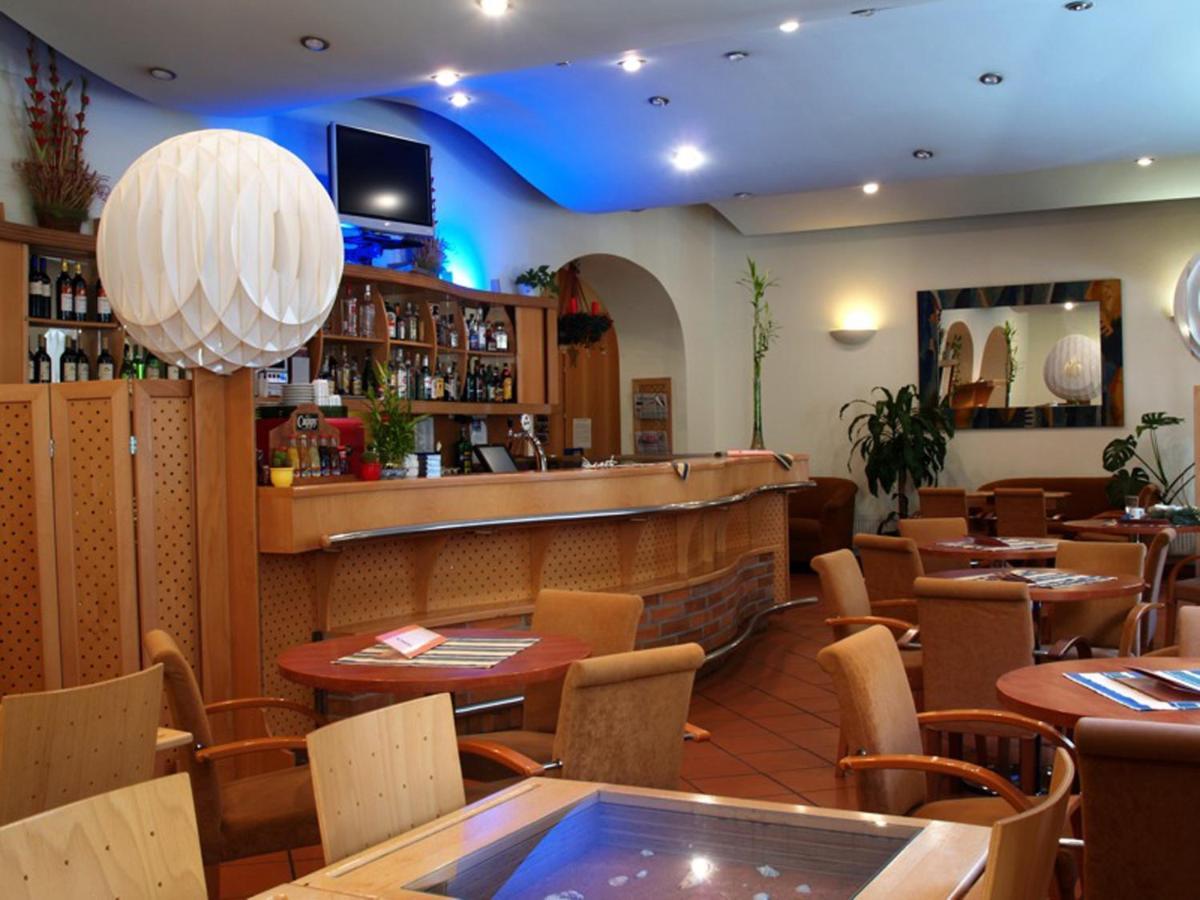 Ea Tosca 3* Praga